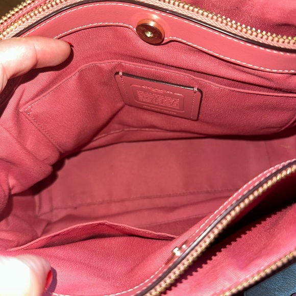 COACH MINI BROOKE CARRYALL WITH MATCHING WALLET - Picture 2 of 7